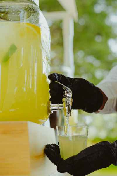 λεμοναδα για βαπτιση