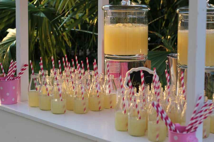 lemonade bar gia vaptisi