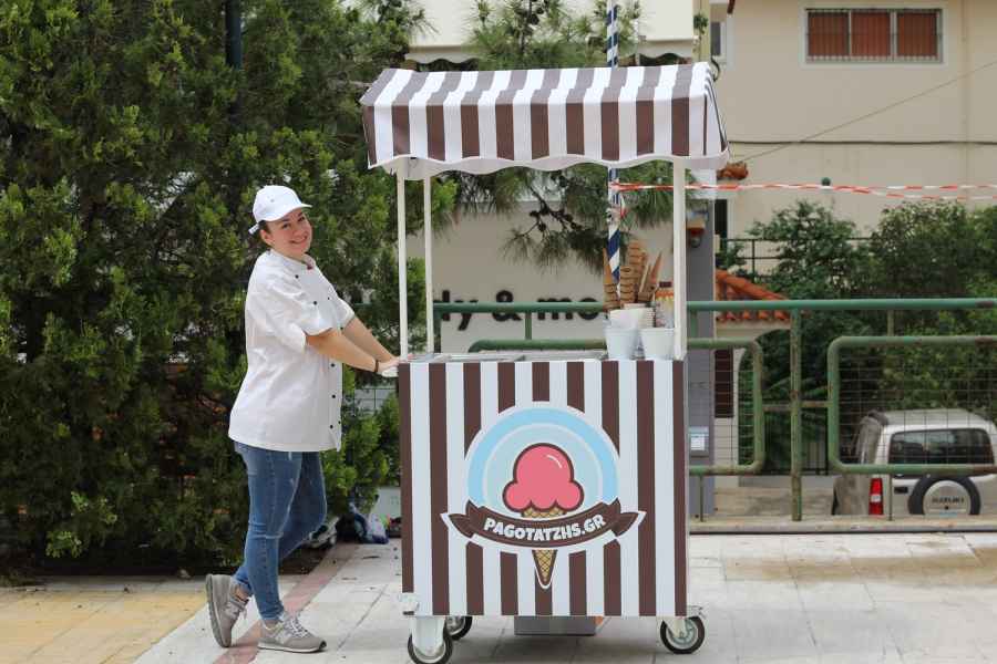 παγωτατζής για βάπτιση