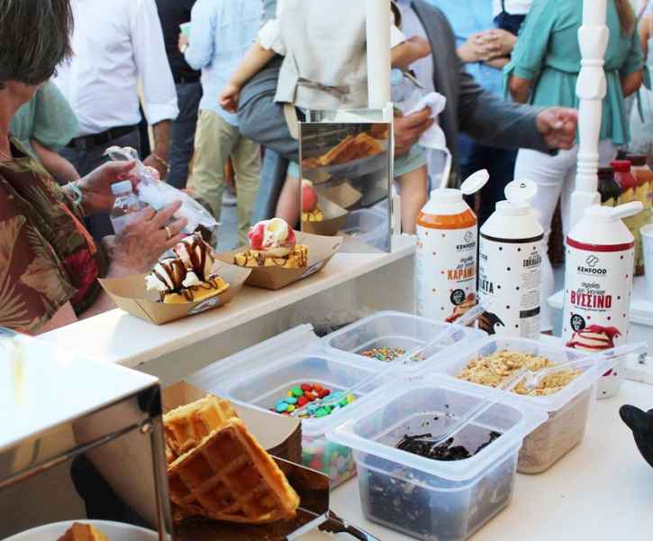 καροτσι παγωτου με βαφλα